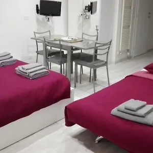  Casa vacanze Monolocale Centro Storico Via Piella